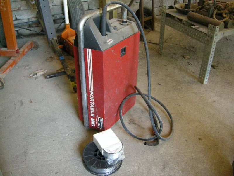 lot 61 image: Century Portable mig welder