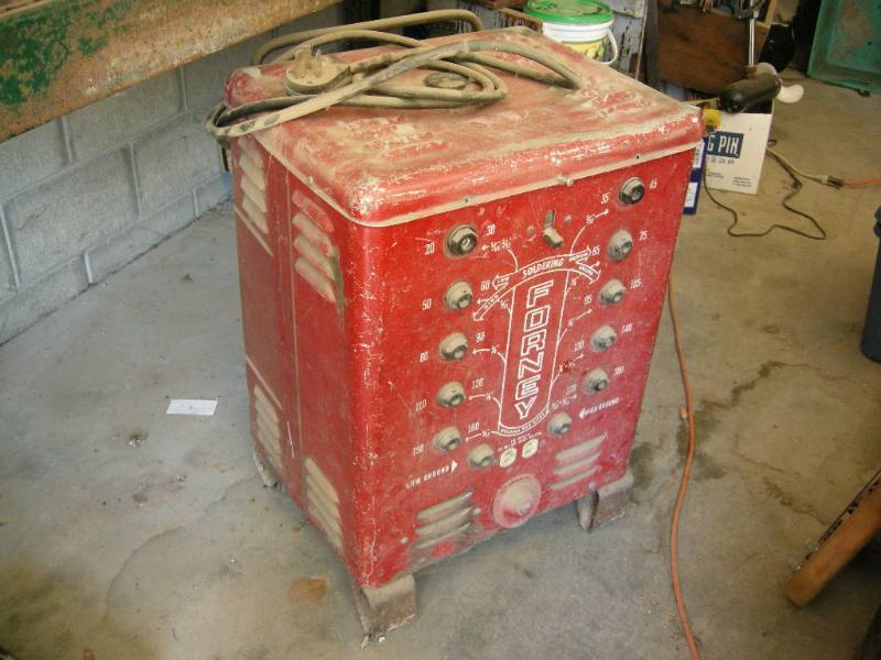 lot 83 image: Forney arc welder