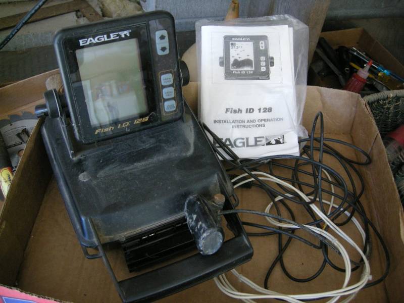 lot 84 image: Eagle fish finder