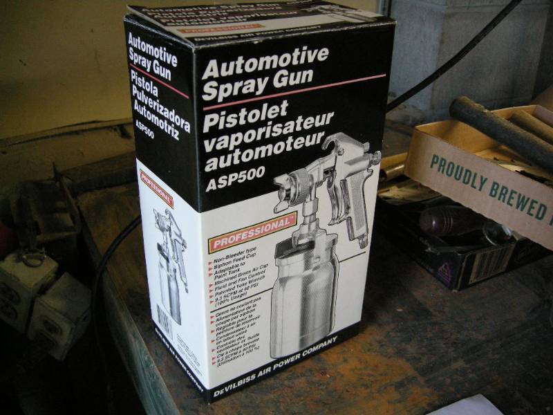 lot 98 image: Professional paint sprayer