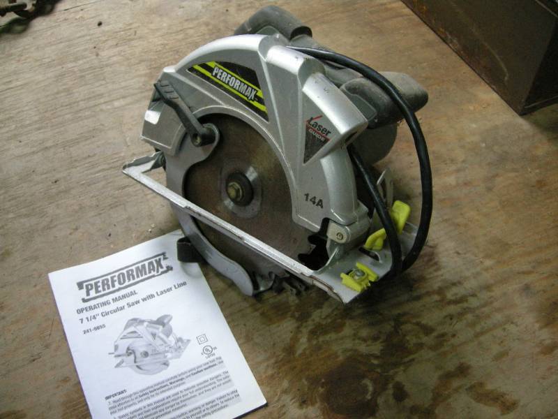 lot 121 image: Performax 7 14 circular saw