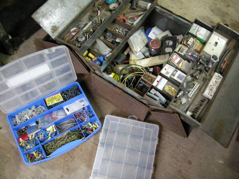 lot 138 image: Toolbox electrical group