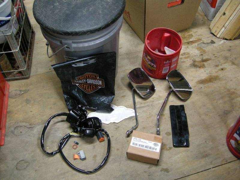 lot 156 image: Harley Davidson accessories