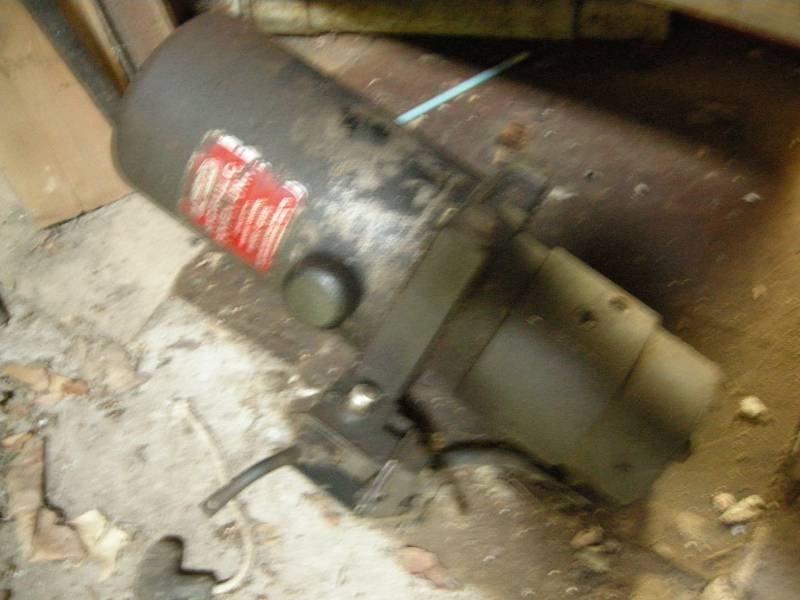 lot 173 image: Dayton Hydraulic power unit