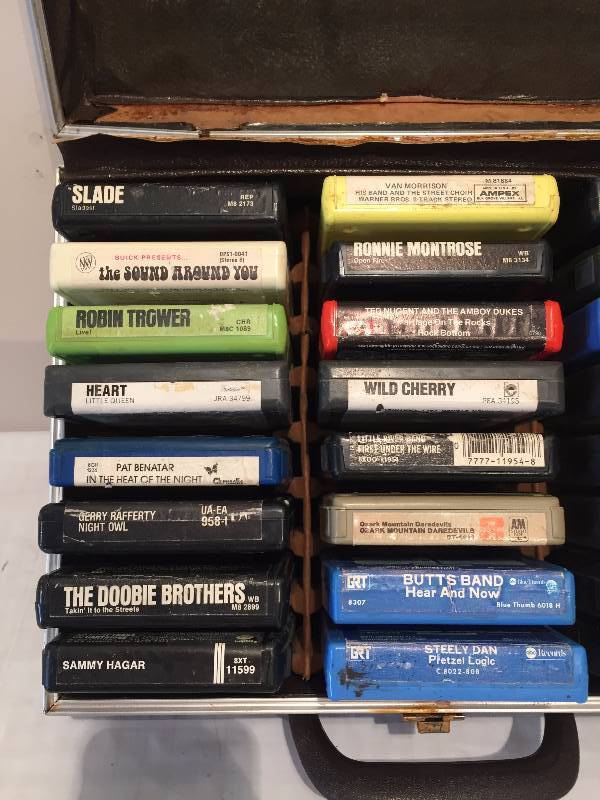 8 TRACKS