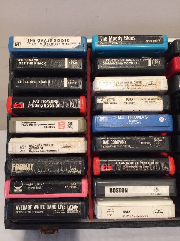 8 TRACKS