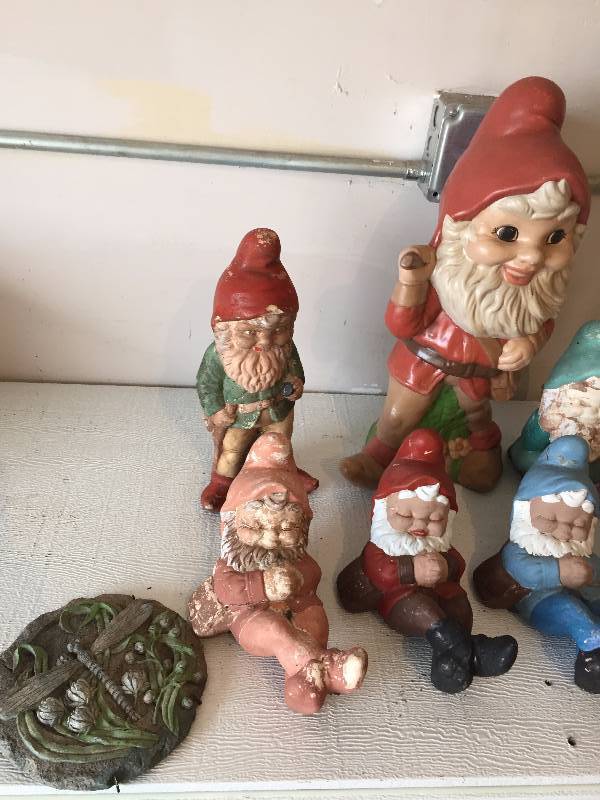 GARDEN GNOMES