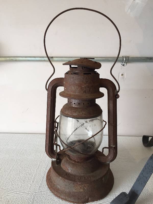 ANTIQUES LANTERN AND HANGING LAMP