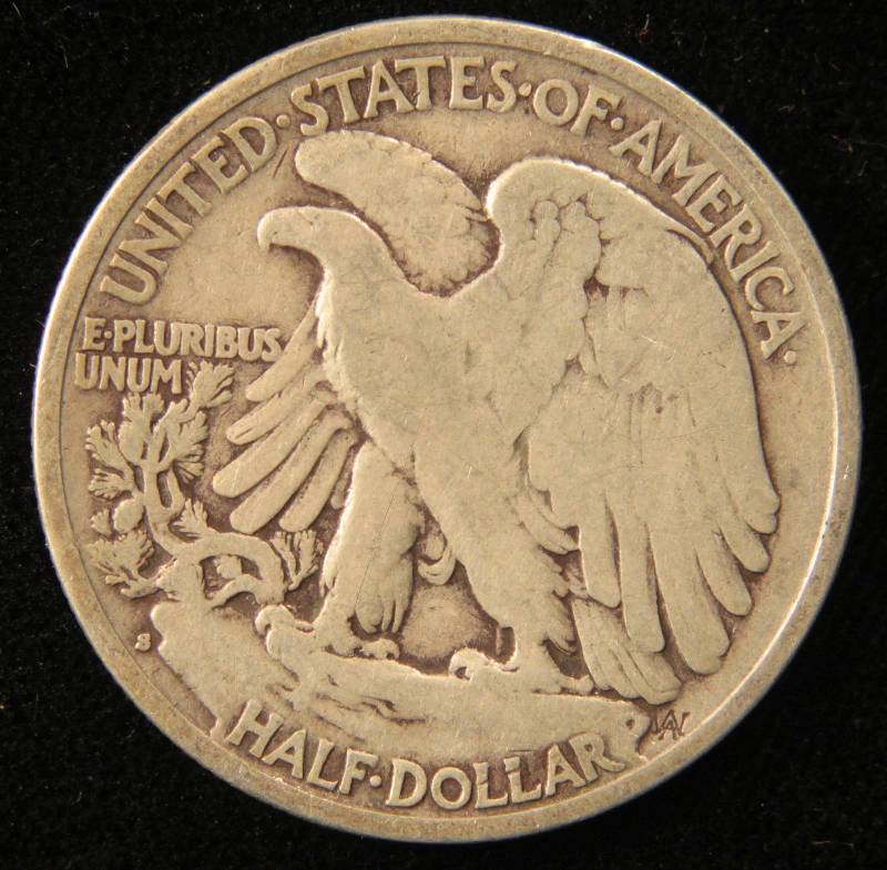 lot 28 image: 1942 S WALKING LIBERTY SILVER HALF DOLLAR FINE
