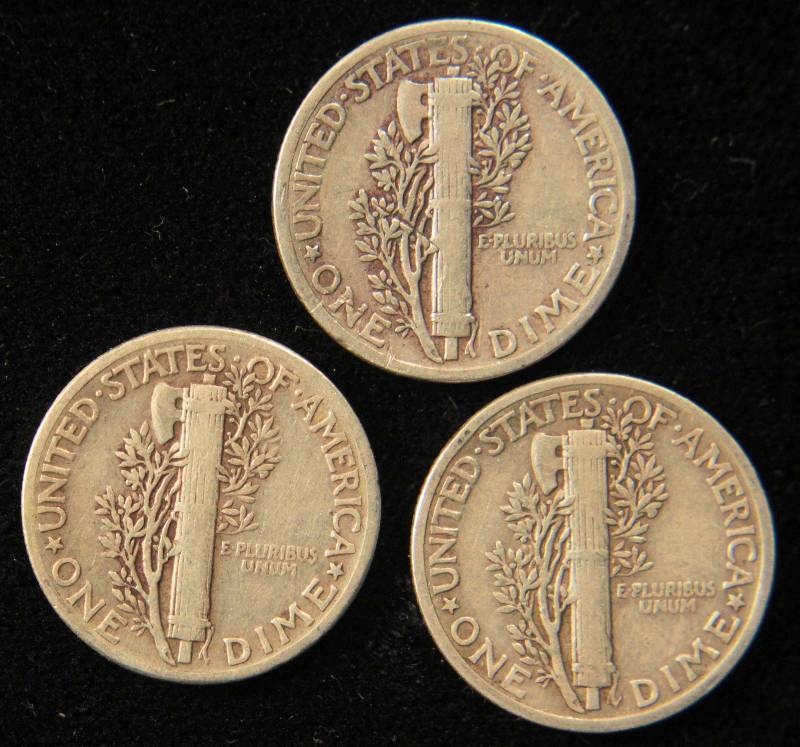 lot 31 image: GROUP OF 3 SILVER MERCURY DIMES F-VF