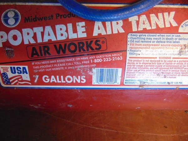 lot 97 image: Portable Air Tank