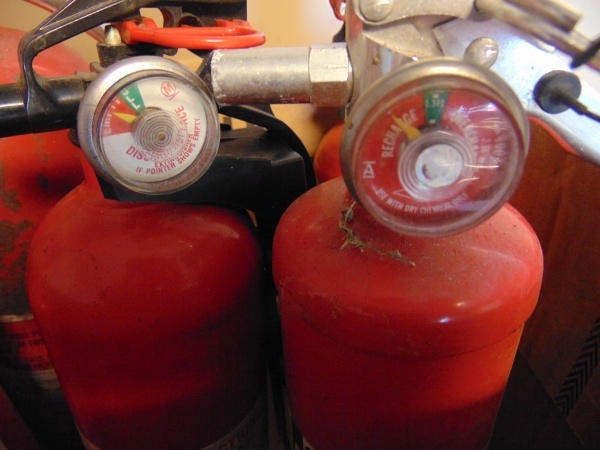 lot 101 image: Box Of Fire Extinguishers