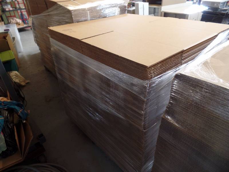 Shipping Boxes 22 x 22 x 16 (Quantity 123)
