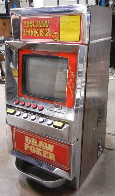 lot 1011 image: HANDYMAN SPECIAL  DRAW POKER VIDEO SLOT MACHINE