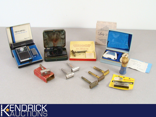 Large Lot of Vintage Shaving and Razor ect. Items