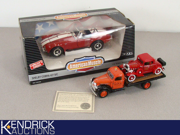 Lot of 3 MINT Die Cast Cars