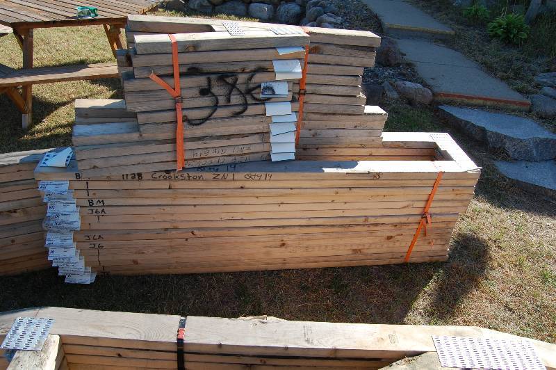 lot 12 image: Trusses