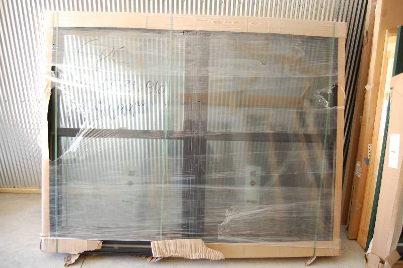 lot 207 image: Large Window