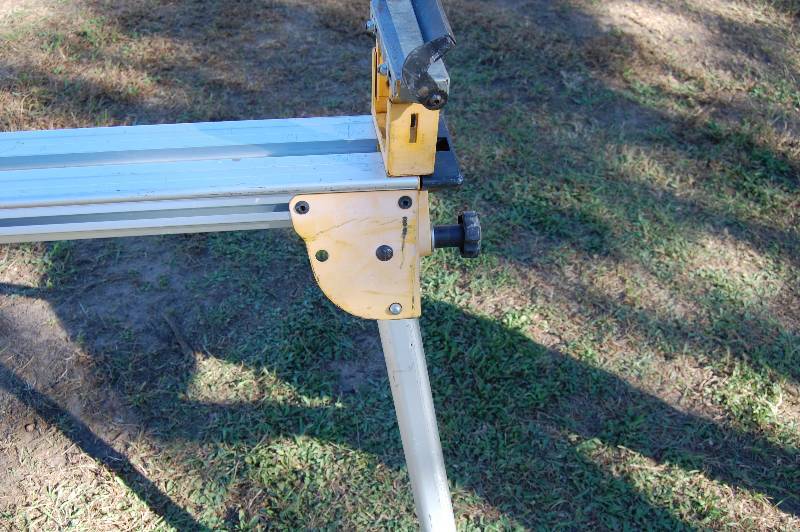 lot 261 image: Dewalt Miter Saw Stand
