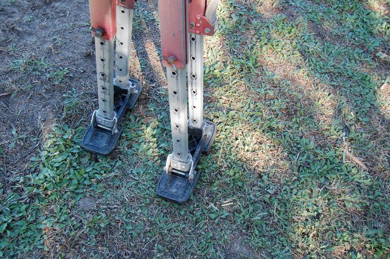 lot 269 image: Construction Stilts