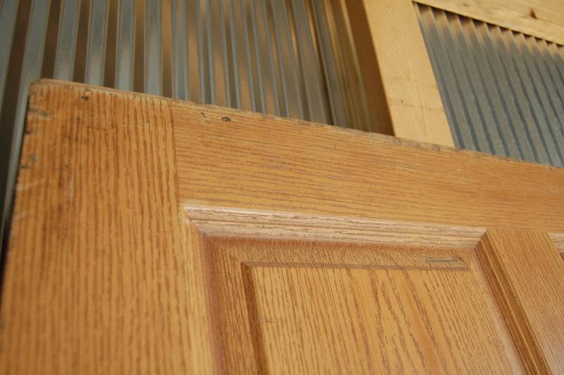 lot 279 image: Exterior Door
