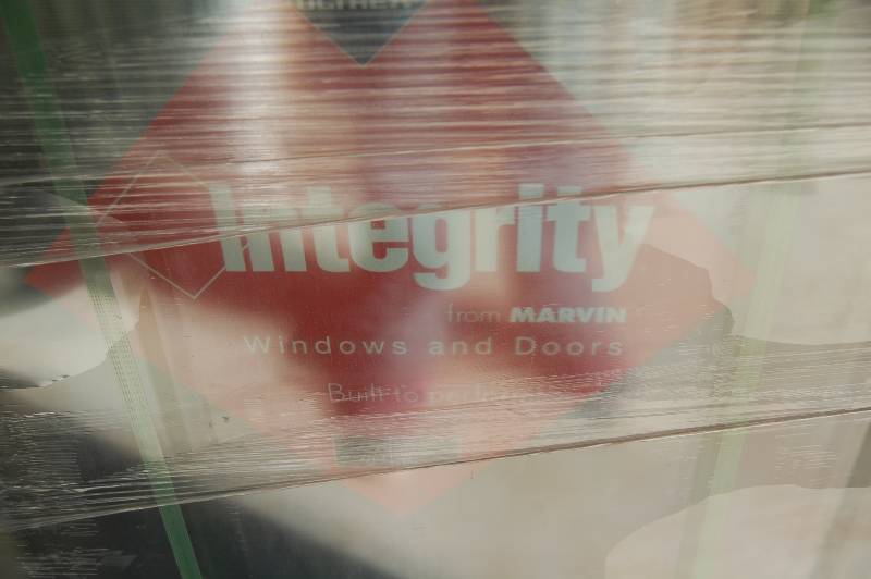lot 292 image: Marvin Integrity Vinyl Clad Window