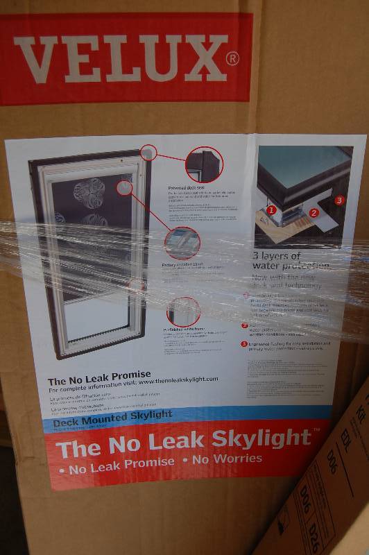 lot 304 image: Skylight Window