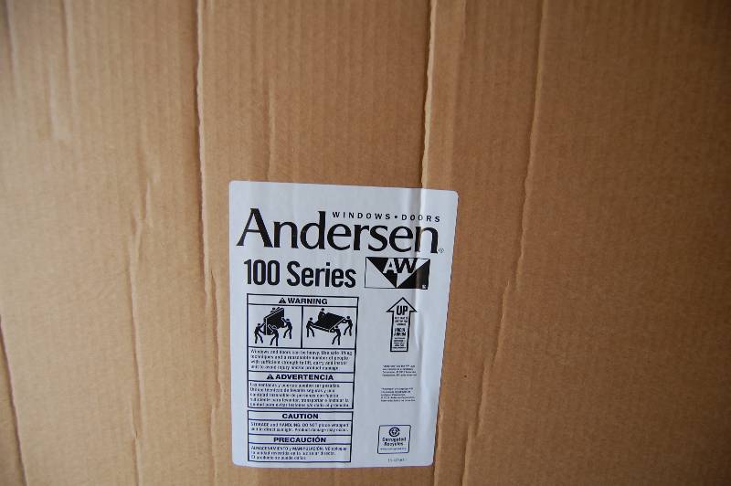 lot 423 image: Anderson 100 Series Window