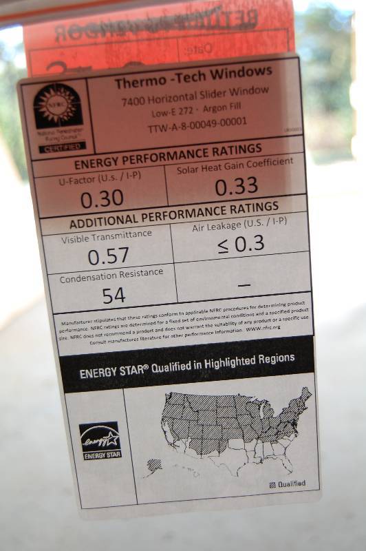 lot 455 image: Thermo Tech Single Hung Window
