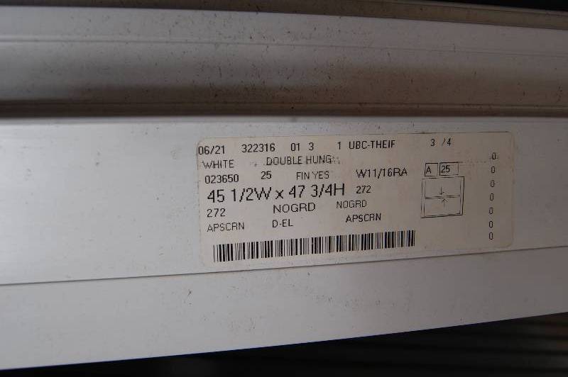 lot 462 image: Thermo Tech Double Hung Window