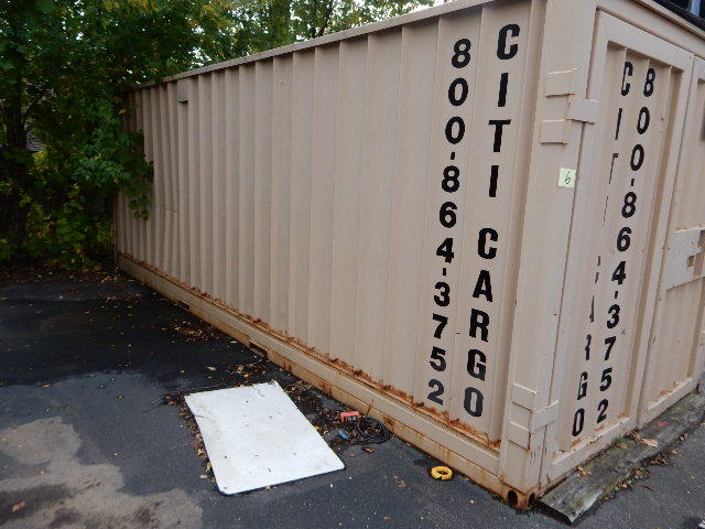 lot 6 image: Cargo Trailer Box.. Both ends open.. 22SB0024.. 22ft x 8 ft x 8 ft..