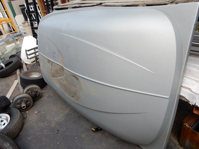 lot 20A image: Thule Trailer dome Cover