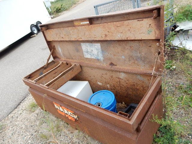 lot 92 image: KNAACK, Job Site box.  6ft x 24in x 28 in h.  One corner is bent, but looks like it could be bent straight Bring your own loading help for this.. We have no loading equipment.