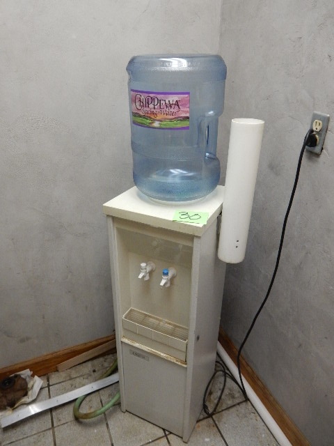 lot 30 image: Chippewa, Water Cooler.  Room Temp and Cold