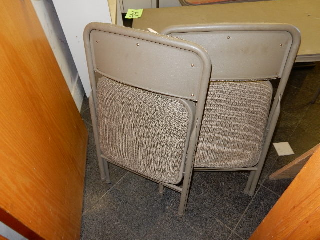 lot 44 image: 2, 20in x 48 in folding card tables, 2 folding chairs