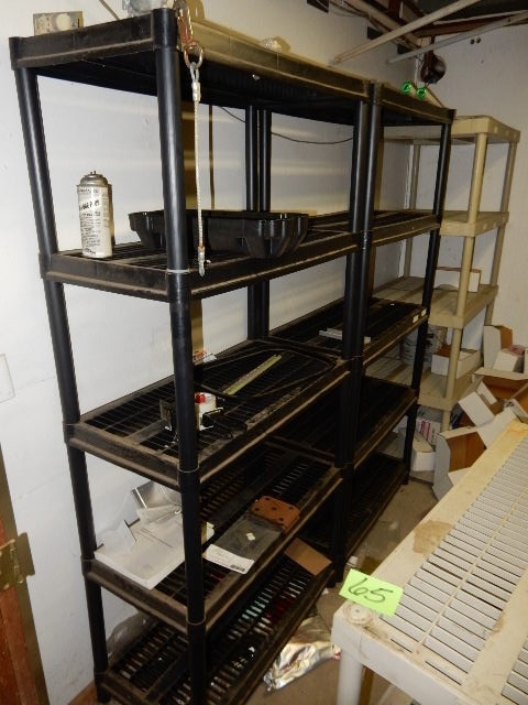 lot 65 image: 4 Plastic storage shelves.