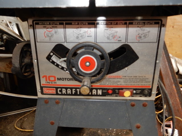 lot 84 image: 10 in Sear Craftsman Table Saw..