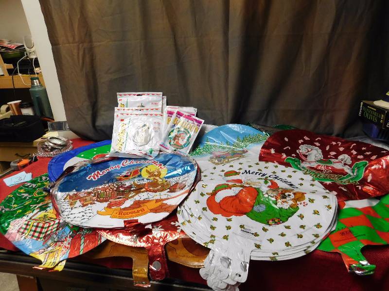 very large lot of Mylar balloons Christmas themed see photos