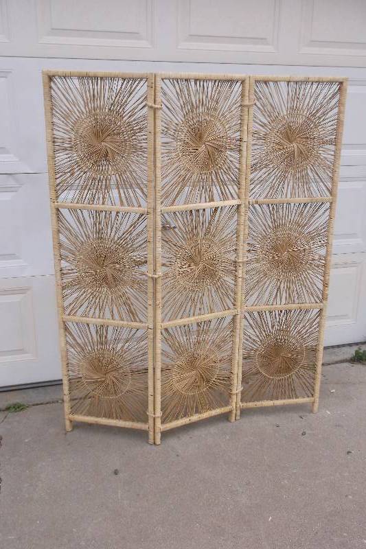 Divider