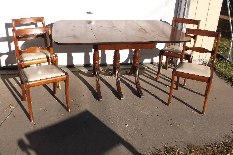 Dinning Table