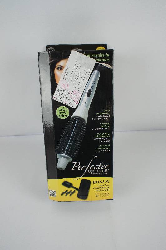lot 16 image: Calista Tools Perfecter Fusion Hair Styler Hot Air Brush Plus Bonuses