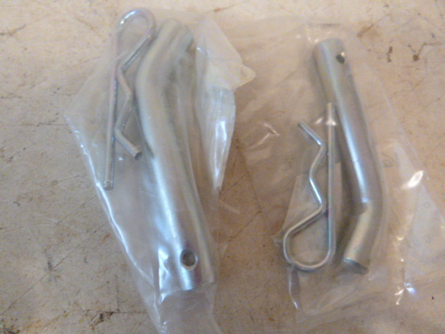 2 Valley Hitch Pins