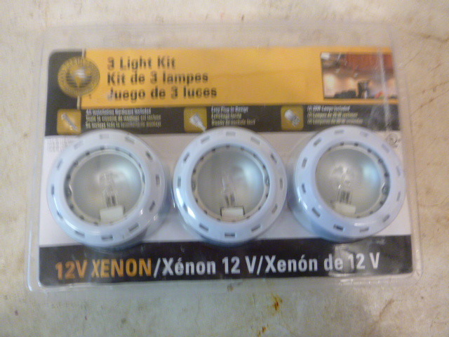 Good Earth Lighting 3 Light Kit