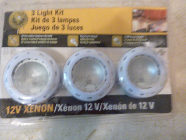 Good Earth Lighting 3 Light Kit