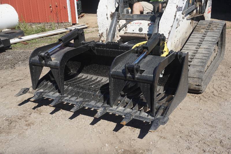 Universal Mount Bobcat Skid Loader Skid Steer Heavy Duty 72" Rock