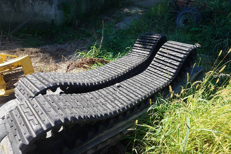 Cat Brand 15 Wide Skid Loader Rubber Tracks Brand New
