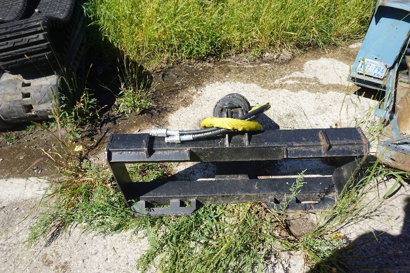 Universal Mount Bobcat Skid Loader Skid Steer Hydraulic Auger Attachment With Hoses & Couplers