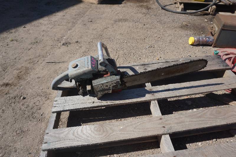 Homelite Chain Saw With 16 Bar