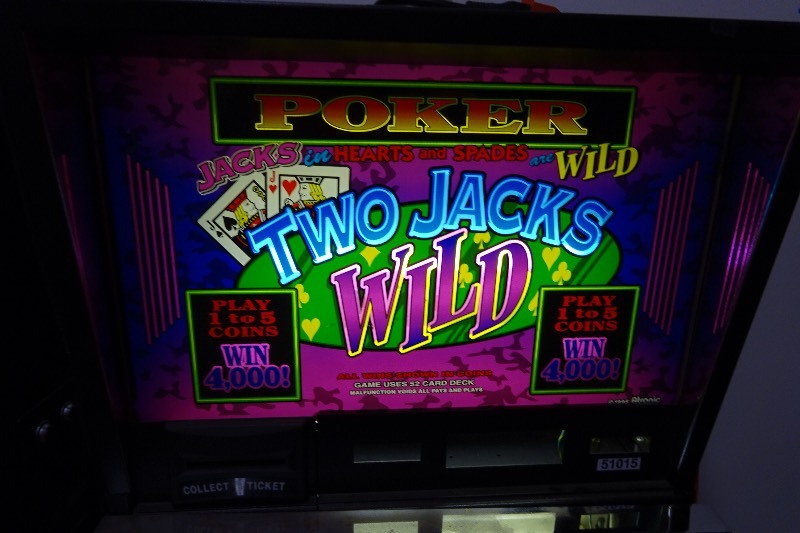 Two Jacks Wild Poker Slot