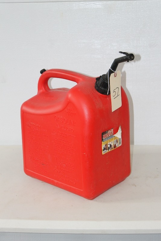 lot 57 image: Plastic Gas Can - 5.25 gal.